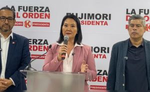 Fujipoder, primeros atisbos, por Mirko Lauer