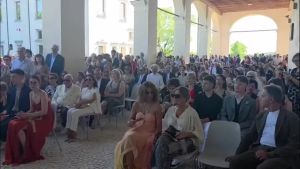 I sindaci Alessandro Basso e Loris Bazzo si sono uniti civilmente: il momento del sì e lo scambio delle fedi