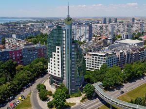 Ще проведат търг за наемател на хотел 