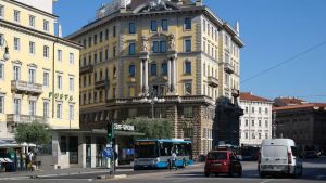 A Trieste palazzo Arrigoni diventa hotel: avviato il cantiere per trasformare l’edificio