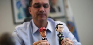 Transição com a participação dos Estados Unidos