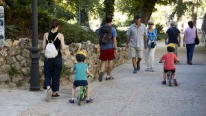 Los abuelos no tienen por qué cuidar de tus hijos