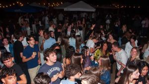 I “Balordi” conquistano Treviso: 1.500 giovani al Nomad Hostel tra divertimento e solidarietà