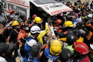 Father, son pulled from rubble of Venezuela’s earthquakes as crucial rescue window closes
