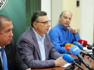Арестуваният държавен шеф от Несебър описвал рушветите в тефтерче, разследващи го намериха в дома му