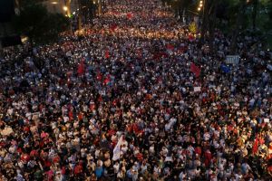Mutlak butlana karşı mutlak direniş