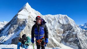 Cinque alpinisti sul K2, la sfida di un ingegnere trevigiano: «Una nuova avventura»