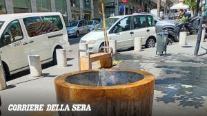 Emergenza caldo a Napoli, il Comune ripara le fontanine in centro