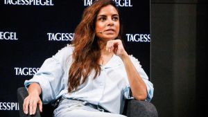 Collien Fernandes: „Was, wenn mir so ein Christian-Ulmen-Ultra eine Kugel in den Kopf jagt?“