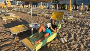 Jesolo cambia anima per il caldo, la città della movida si sveglia alle 6 del mattino: eventi all’alba
