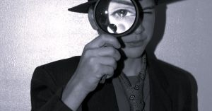 Anomaly Puzzles: How the Brain Detects the Unexpected
