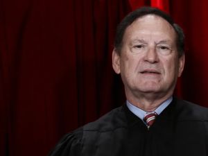 Samuel Alito Is the Supreme Court’s Leading Voter Fraud Conspiracy Theorist