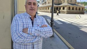 Carlos García, alcalde de Grandas de Salime: 