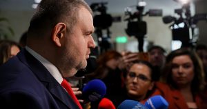 Последният окоп на Пеевски