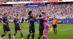 Debería empezar la columna con Brasil, pero lo de Paraguay me emociona, me encojona y encaballa