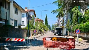 Asfaltature e cantieri a Udine: vie chiuse e meno parcheggi