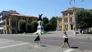 Mogliano Veneto, maxi rissa in piazza Caduti: sette persone denunciate dai carabinieri