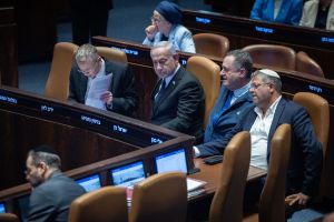 Ministers, coalition MKs push pardon for PM after judges urge dropping of key charge