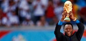 Pelé estreou na Seleção com a camisa 13, em 1957