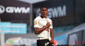 José Carabalí y el rumor que lo ubica en LDU: por qué su posible salida habla de una mala planificación en Universitario