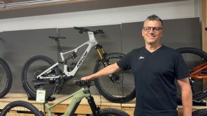 Mehr E-Bikes, mehr Tempo, mehr Unfälle: So kann man sich auf dem Fahrrad besser schützen