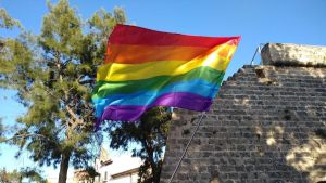 «Ciutat Rodríguez» reviscola i trepitja els drets LGTBI+