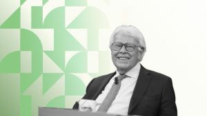 Felipe González, Dios y crítico