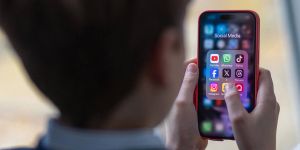 The Digital Choices Shaping our Children’s Health