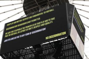 FIFA detecta 89 mil mensajes de odio durante la fase de grupos del Mundial 2026; el racismo lidera los ataques