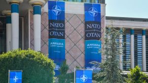 Bir zamanlar gelen yabancı devlet adamlarını yatıracak yatağı bile olmayan Türkiye, NATO Zirvesi'ni şimdi bu binada yapıyor!