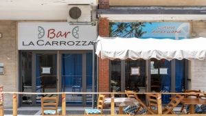 Spaccio al bar La Carrozza di Monfalcone: confermate in appello le nove condanne