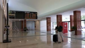 Riapre l’atrio della stazione di Treviso: «Ma i disagi continuano»