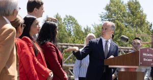 Carney’s condo controversy is a warning about two of his biggest liabilities