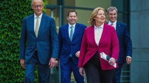 34-Punkte-Programm der Regierung: Ein Paket der Hoffnung