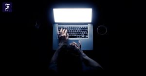 Endlich bröckelt die Anonymität