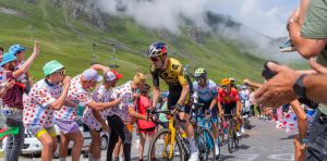 ¿Cómo se consigue acabar una etapa del Tour de Francia?
