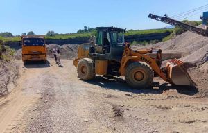 Uhapšene tri osobe zbog nelegalne eksploatacije peska i šljunka u priobalju Drine