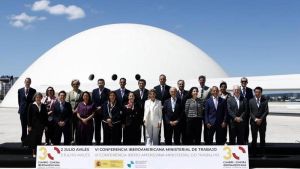 Iberoamérica firma en el Centro Niemeyer la 