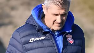 La Biagio con una coppia nuova. Cossu diesse, Dottori in panchina: 