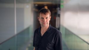 El arquitecto paisajista Bas Smets urge a Barcelona a arrancar el cemento del Fòrum: 