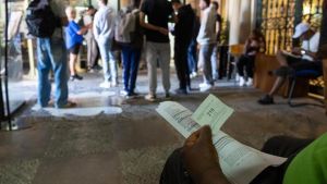 Inmigrantes: la administración no ha dado una