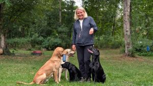 Von der schwierigen Kindheit zum Traumberuf: Warum Hunde für Julia Birk alles sind