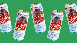 Schlitz Beer Is Pausing Production—but You Can Still Get 1 Final Taste of Its ‘Golden Era’ Recipe