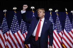 Priznanje koje će uzdrmati SAD: Trump javno priznao da njegova djeca koriste povlaštene informacije za bogaćenje