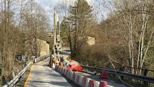 Riapre il ponte Edron ma solo ai mezzi leggeri
