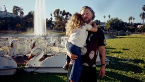 Nel canyon di Joe Newman, frontman degli Alt-J, tra i coyote e Matt Damon. Intervista
