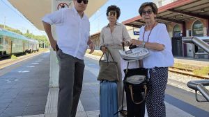 Ascensori ko in stazione, è disagio. Un’odissea per carrozzine e turisti