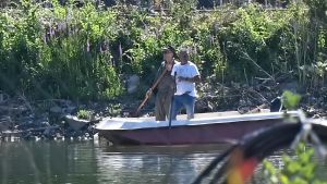 La caccia al coccodrillo continua. La notte dell’esperto al lago. Ma per adesso nessuna traccia