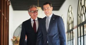 ¡Venid y vamos todos con flores a Gavira!