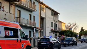 Anziana di 91 anni travolta e uccisa da un’auto: stava attraversando la strada